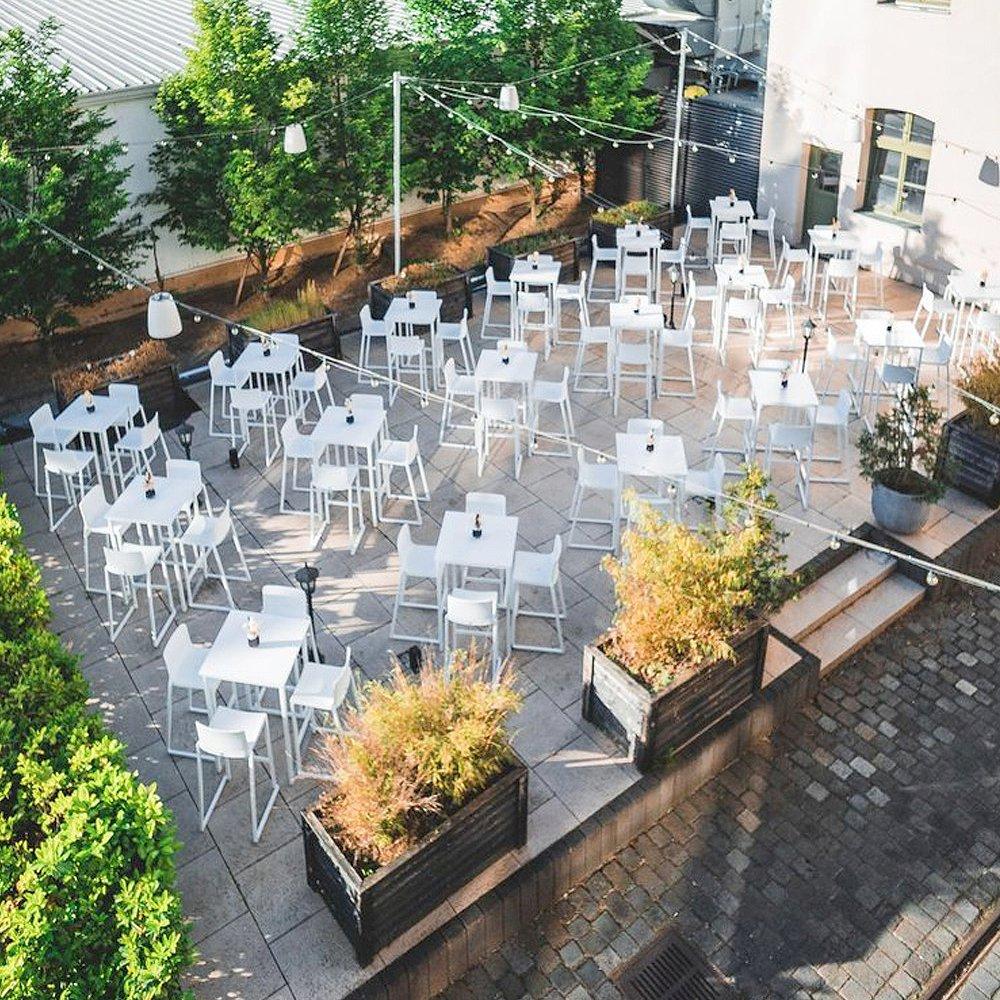 Nevada Box Frame Tables with Kansas Stools